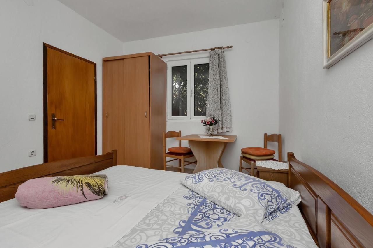 Apartments Nikola Bogomolje Bagian luar foto